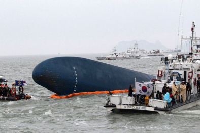 Tin mới nhất chìm phà ở Hàn Quốc: 56 người chết